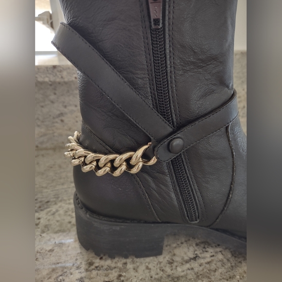 Gucci Leather Chain Boot Ankle Bracelet - Picture 2 of 7